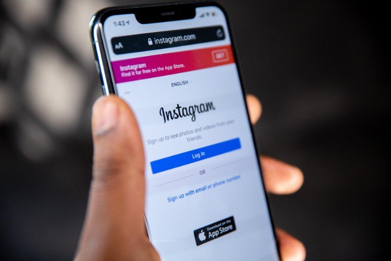 Cara Membersihkan cache Instagram di iPhone